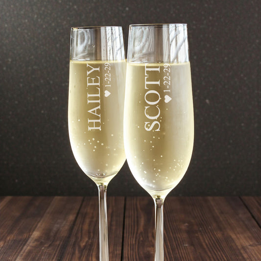 Sweethearts Names Engraved Personalized Wedding Champagne Flutes